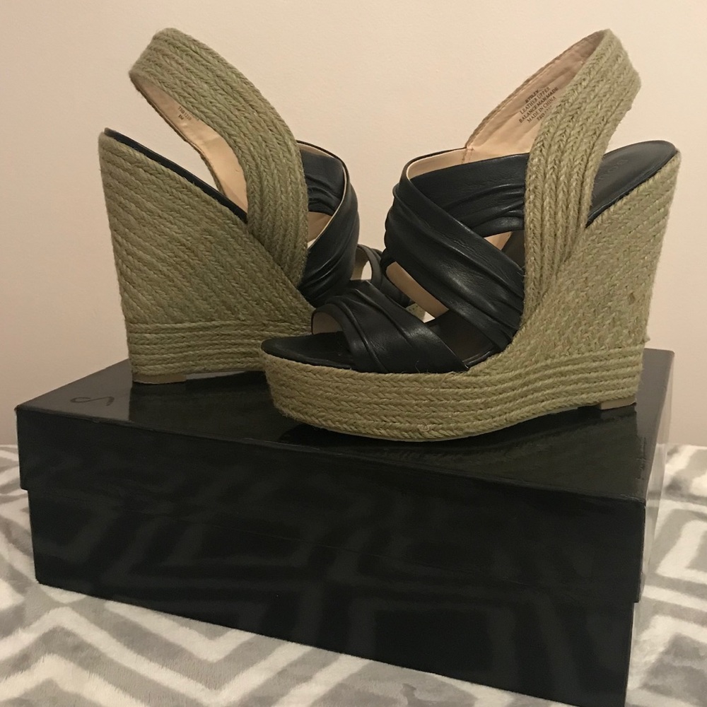 Boutique 9 Wedges-only worn once!!
